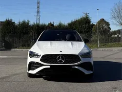 Blanco Usado 2024 Mercedes CLA250e Berlina | 43.900 € (Un poco caro)