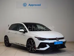 Blanco Usado 2025 VW Golf VIII GTI Clubsport Berlina | 49.990 €