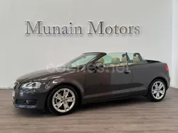 Gris / plata Usado 2015 Audi A3 Cabriolet Ambition Descapotable | 9990 €