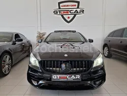 Negro Usado 2014 Mercedes CLA200 AMG line Berlina | 20.900 €