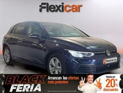 Azul Usado 2021 VW Golf VIII Life Berlina | 21.490 € (Precio justo)