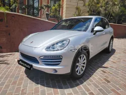 Gris / plata Usado 2011 Porsche Cayenne SUV | 26.500 € (Un poco caro)