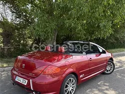 Rojo Usado 2004 Peugeot 307 CC Descapotable | 3700 € (Precio justo)