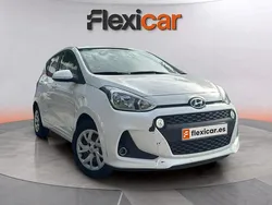 Blanco Usado 2017 Hyundai i10 Utilitario | 7990 € (Precio justo)