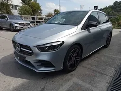 Gris Nuevo 2024 Mercedes B250e Monovolumen | 46.000 € (Caro)