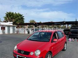 Rojo Usado 2005 VW Polo Match Berlina | 2500 €
