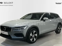 Gris / plata Usado 2023 Volvo V60 CC Plus Familiar | 42.900 € (Precio justo)