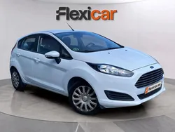 Blanco Usado 2015 Ford Fiesta Trend Utilitario | 6590 € (Super precio)