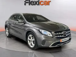 Gris Usado 2019 Mercedes GLA200 SUV | 20.390 € (Super precio)