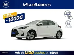 Blanco Usado 2024 Toyota Yaris Hybrid Active Berlina | 18.985 € (Super precio)