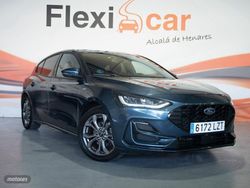 Azul Usado 2022 Ford Focus ST-Line Berlina | 21.890 € (Caro)