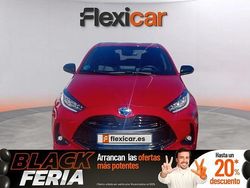 Rojo Usado 2022 Toyota Yaris Hybrid Style Berlina | 18.700 € (Precio justo)