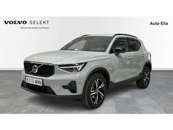 Gris Usado 2024 Volvo XC40 Plus SUV | 33.300 € (Precio justo)