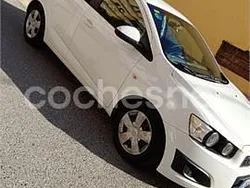 Blanco Usado 2011 Chevrolet Aveo LS Berlina | 4200 € (Precio justo)