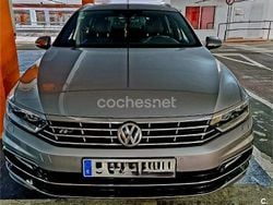 Gris / plata Usado 2019 VW Passat R-line Familiar | 19.600 € (Precio justo)