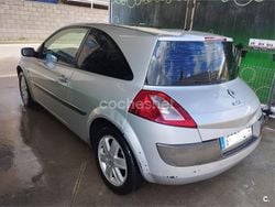 Gris / plata Usado 2005 Renault Mégane II Dynamique Berlina | 2900 € (Buen precio)