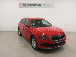 Rojo Usado 2023 Skoda Kamiq Ambition SUV | 18.900 € (Precio justo)