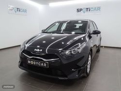 Negro Usado 2023 Kia Ceed Berlina | 16.378 € (Precio justo)