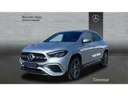 Gris Nuevo 2025 Mercedes GLA200 SUV | 50.400 € (Precio justo)