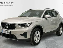 Plateado Usado 2024 Volvo XC40 SUV | 31.900 € (Buen precio)