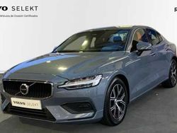 Gris Usado 2023 Volvo S60 Core Berlina | 31.900 € (Buen precio)