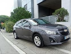 Gris / plata Usado 2014 Chevrolet Cruze LT Berlina | 6995 € (Precio justo)