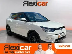 Blanco Usado 2017 Ssangyong Tivoli Limited SUV | 11.690 € (Precio justo)