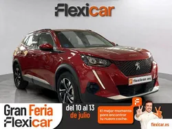 Rojo Usado 2021 Peugeot e-2008 Allure SUV | 16.690 € (Precio justo)