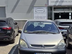 Gris / plata Usado 2002 Citroën Xsara Picasso Exclusive Monovolumen | 2900 € (Precio justo)