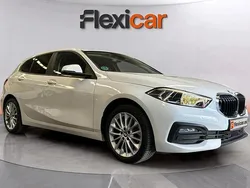Blanco Usado 2022 BMW 118 Sport Line Utilitario | 21.590 € (Buen precio)