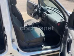 Blanco Usado 2009 Opel Combo Enjoy Monovolumen | 3150 €