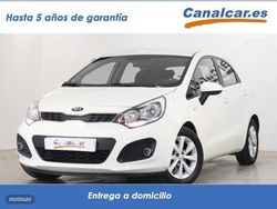 Blanco Usado 2013 Kia Rio Berlina | 5925 € (Precio justo)