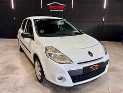 Blanco Usado 2013 Renault Clio IV Authentique Berlina | 5990 € (Precio justo)