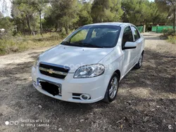 Blanco Usado 2010 Chevrolet Aveo LT Berlina | 5000 € (Precio justo)