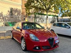 Rojo Usado 2012 Alfa Romeo Giulietta Quadrifoglio Verde Utilitario | 16.950 €