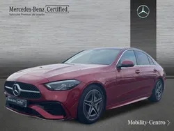 Hyacinth red metallic paint Usado 2021 Mercedes C200 AMG line Berlina | 40.900 € (Caro)
