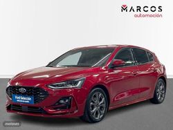 Rojo Usado 2023 Ford Focus ST-Line X Berlina | 19.600 € (Precio justo)