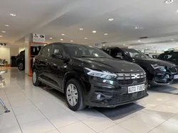 Negro Usado 2023 Dacia Sandero Comfort Utilitario | 16.300 € (Precio justo)