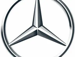 Gris Usado 2023 Mercedes GLB220 SUV | 53.900 € (Caro)