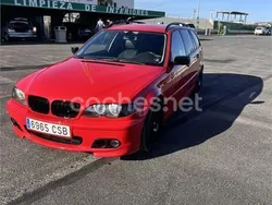 Rojo Usado 2004 BMW 330 Familiar | 6000 € (Caro)
