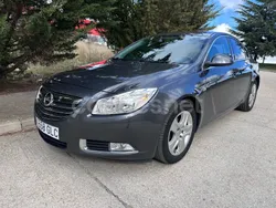 Gris Usado 2009 Opel Insignia Edition Berlina | 5900 € (Precio justo)