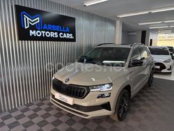 Gris / plata Usado 2023 Skoda Karoq SportLine SUV | 29.990 € (Caro)