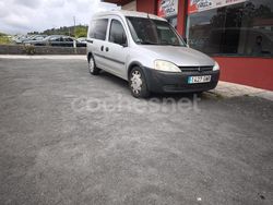 Gris / plata Usado 2009 Opel Combo Cosmo Monovolumen | 3599 €