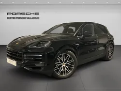 Negro cromita metalizado Usado 2024 Porsche Cayenne SUV | 115.700 € (Precio justo)