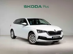 Blanco glaciar metalizado Usado 2023 Skoda Scala Ambition Utilitario | 20.300 € (Un poco caro)