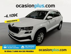 Blanco Usado 2024 Skoda Karoq Selection SUV | 27.490 € (Precio justo)