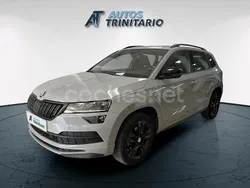Gris / plata Usado 2021 Skoda Karoq SportLine SUV | 25.600 € (Caro)