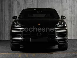 Negro Usado 2022 Porsche Cayenne Turbo GT SUV | 185.750 €