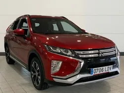 Rojo Usado 2020 Mitsubishi Eclipse Cross Motion SUV | 24.000 €