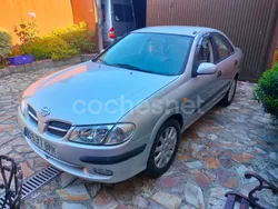 Gris / plata Usado 2001 Nissan Almera Comfort Berlina | 2400 €